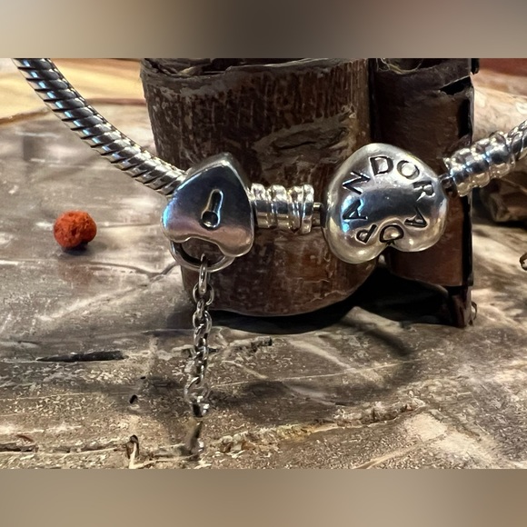 Authentic Pandora- Key to my Heart Charm Bead Lock Padlock key chain dangle - Picture 2 of 5